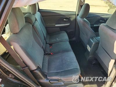 Zdjęcie 10 z 12 samochodu: 2014 TOYOTA PRIUS V TWO VIN:JTDZN3EU3EJ000355 - miniatura