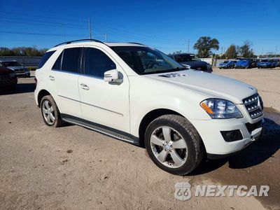 Czwarte zdjęcie samochodu z boku: 2011 MERCEDES-BENZ ML 350 4MATIC VIN:4JGBB8GB5BA724140 - miniatura