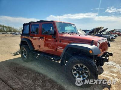 Czwarte zdjęcie samochodu z boku: 2014 JEEP WRANGLER UNLIMITED SPORT VIN:1C4BJWDG5EL199200 - miniatura