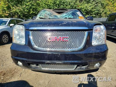 Piąte zdjęcie samochodu w środku: 2013 GMC YUKON DENALI VIN:1GKS2EEFXDR229479 - miniatura