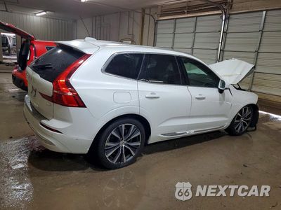 Trzecie zdjęcie samochodu z tyłu: 2022 VOLVO XC60 T8 RECHARGE INSCRIPTION EXPRES VIN:YV4H60DZ8N1045857 - miniatura