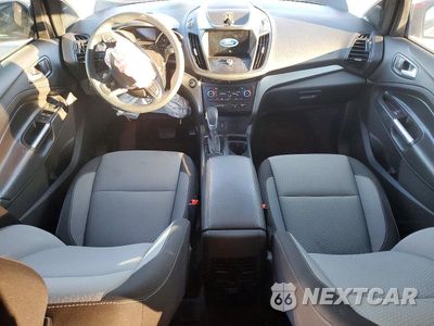 Zdjęcie 8 z 12 samochodu: 2019 FORD ESCAPE SE VIN:1FMCU0G97KUB12100 - miniatura