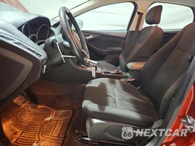 Zdjęcie 7 z 12 samochodu: 2018 FORD FOCUS SE VIN:1FADP3F23JL298105 - miniatura