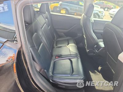 Zdjęcie 10 z 12 samochodu: 2023 TESLA MODEL Y VIN:7SAYGAEE2PF921238 - miniatura