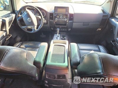 Zdjęcie 8 z 12 samochodu: 2014 NISSAN TITAN SL VIN:1N6BA0ED1EN506512 - miniatura