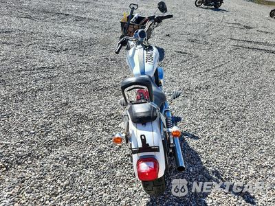Czwarte zdjęcie samochodu z boku: 2007 HARLEY-DAVIDSON XL1200 C VIN:1HD1CT3347K418223 - miniatura