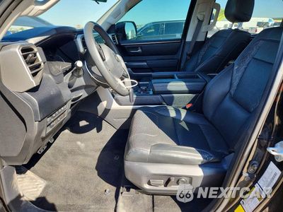 Zdjęcie 7 z 12 samochodu: 2022 TOYOTA TUNDRA SR5 VIN:5TFLA5DBXNX032343 - miniatura