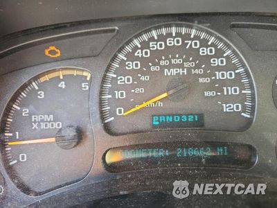 Zdjęcie 9 z 12 samochodu: 2005 CHEVROLET SILVERADO C3500 VIN:1GBJC34245E235685 - miniatura