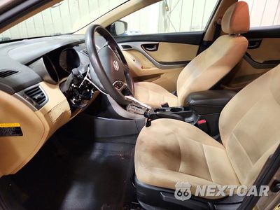 Zdjęcie 7 z 12 samochodu: 2013 HYUNDAI ELANTRA GLS VIN:5NPDH4AE6DH384662 - miniatura