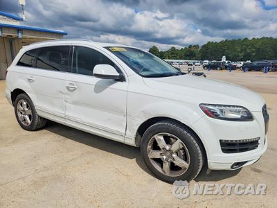 Czwarte zdjęcie samochodu z boku: 2015 AUDI Q7 PREMIUM PLUS VIN:WA1LGAFE8FD019182 - miniatura