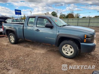 Czwarte zdjęcie samochodu z boku: 2009 CHEVROLET SILVERADO K1500 VIN:1GCEK19J99Z200594 - miniatura