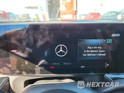Zdjęcie 9 z 12 samochodu: 2025 MERCEDES-BENZ CLA AMG 35 4MATIC VIN:W1K5J5BB3SN514578 - miniatura