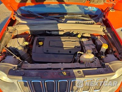 Zdjęcie 12 z 13 samochodu: 2015 JEEP RENEGADE LATITUDE VIN:ZACCJABH0FPB58028 - miniatura