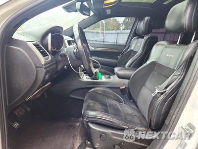 Zdjęcie 7 z 13 samochodu: 2016 JEEP GRAND CHEROKEE SRT-8 VIN:1C4RJFDJ0FC672769 - miniatura