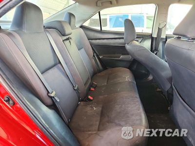 Zdjęcie 10 z 12 samochodu: 2018 TOYOTA COROLLA LE VIN:5YFBURHE8JP816401 - miniatura