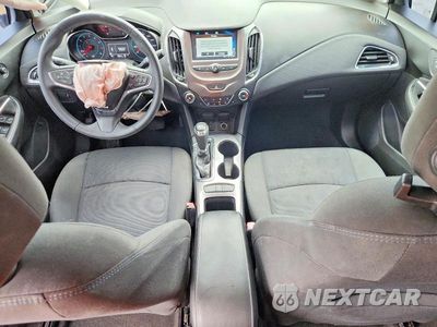 Zdjęcie 8 z 13 samochodu: 2018 CHEVROLET CRUZE LT VIN:1G1BE5SMXJ7106156 - miniatura