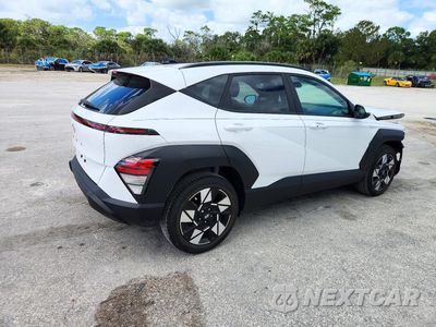 Trzecie zdjęcie samochodu z tyłu: 2025 HYUNDAI KONA SEL VIN:KM8HB3AB7SU261826 - miniatura