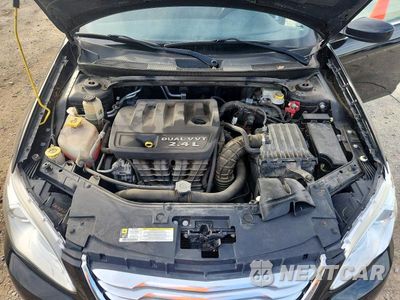 Zdjęcie 11 z 12 samochodu: 2012 CHRYSLER 200 TOURING VIN:1C3CCBBBXCN130653 - miniatura