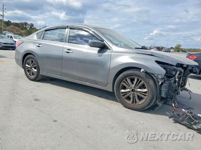 Czwarte zdjęcie samochodu z boku: 2015 NISSAN ALTIMA 2.5 S VIN:1N4AL3APXFN382922 - miniatura