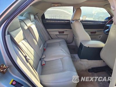 Zdjęcie 10 z 13 samochodu: 2005 CHRYSLER 300C VIN:2C3AA63H35H667495 - miniatura