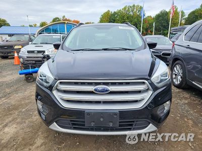 Piąte zdjęcie samochodu w środku: 2017 FORD ESCAPE SE VIN:1FMCU9G93HUB55524 - miniatura