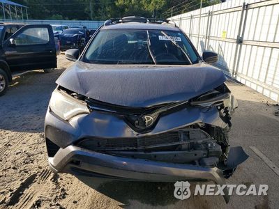 Piąte zdjęcie samochodu w środku: 2017 TOYOTA RAV4 LE VIN:JTMZFREV5HJ128576 - miniatura