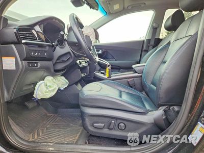 Zdjęcie 7 z 14 samochodu: 2022 KIA NIRO EX PREMIUM VIN:KNDCE3LG5N5118841 - miniatura