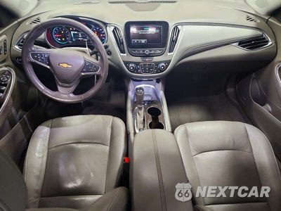 Zdjęcie 8 z 12 samochodu: 2018 CHEVROLET MALIBU PREMIER VIN:1G1ZE5SX2JF210087 - miniatura