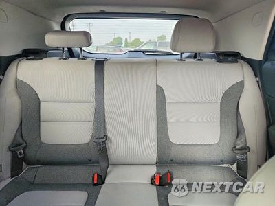 Zdjęcie 10 z 13 samochodu: 2022 CHEVROLET TRAILBLAZER LT VIN:KL79MPSL4NB017842 - miniatura