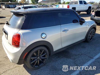 Trzecie zdjęcie samochodu z tyłu: 2019 MINI COOPER S VIN:WMWXP7C51K2A51394 - miniatura
