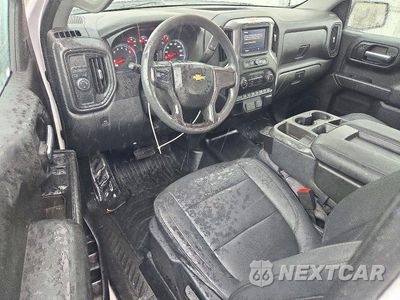 Zdjęcie 8 z 12 samochodu: 2021 CHEVROLET SILVERADO C1500 VIN:3GCNWAEK2MG322208 - miniatura