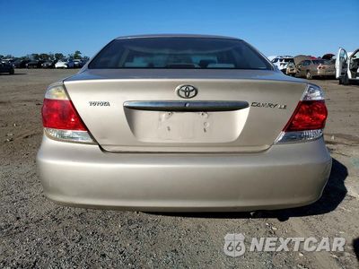 Zdjęcie 6 z 12 samochodu: 2005 TOYOTA CAMRY LE VIN:4T1BE32K05U102341 - miniatura