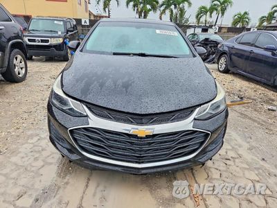 Piąte zdjęcie samochodu w środku: 2019 CHEVROLET CRUZE LT VIN:3G1BE6SM0KS542104 - miniatura
