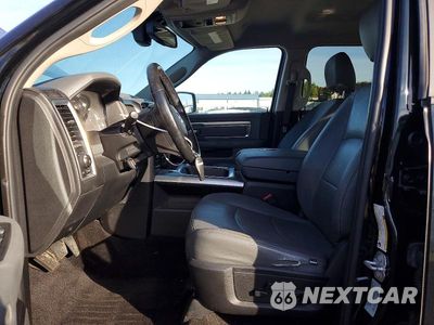 Zdjęcie 7 z 12 samochodu: 2017 RAM 1500 SLT VIN:3C6RR7LT0HG794198 - miniatura