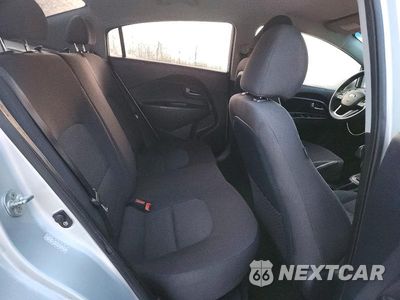 Zdjęcie 10 z 13 samochodu: 2014 KIA RIO LX VIN:KNADM4A39E6341274 - miniatura