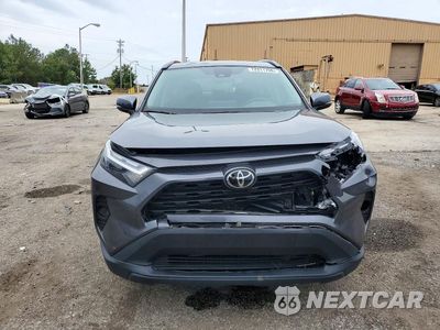 Piąte zdjęcie samochodu w środku: 2025 TOYOTA RAV4 XLE VIN:2T3W1RFV4SC307766 - miniatura