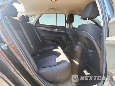 Zdjęcie 10 z 13 samochodu: 2026 KIA K5 LXS VIN:KNAG24J76T5426677 - miniatura