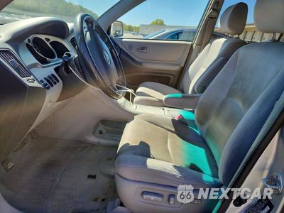 Zdjęcie 7 z 13 samochodu: 2005 TOYOTA HIGHLANDER BASE VIN:JTEEP21A450077672 - miniatura