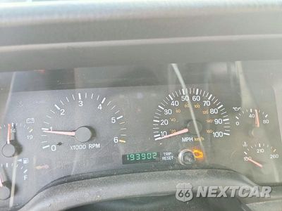 Zdjęcie 9 z 13 samochodu: 2001 JEEP CHEROKEE SPORT VIN:1J4FF48S71L611367 - miniatura