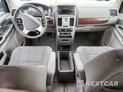 Zdjęcie 8 z 13 samochodu: 2009 CHRYSLER TOWN & COUNTRY LX VIN:2A8HR44E59R652534 - miniatura