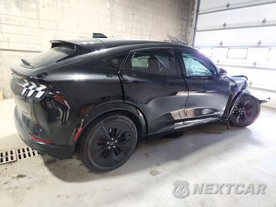 Trzecie zdjęcie samochodu z tyłu: 2025 FORD MUSTANG MACH-E GT VIN:3FMTK4SX8SMA00526 - miniatura