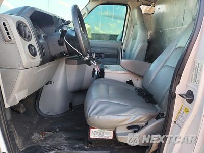 Zdjęcie 7 z 13 samochodu: 2012 FORD ECONOLINE E150 VAN VIN:1FTNE1EW0CDA60626 - miniatura