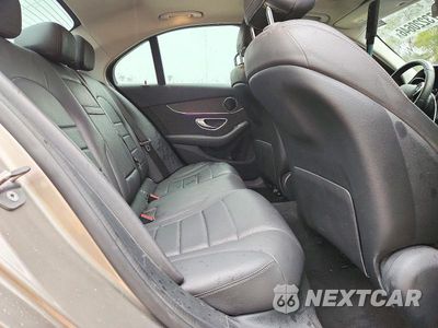 Zdjęcie 10 z 12 samochodu: 2019 MERCEDES-BENZ C 300 VIN:WDDWF8DB4KR482799 - miniatura