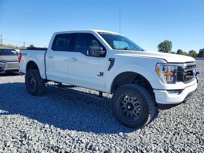 Czwarte zdjęcie samochodu z boku: 2021 FORD F150 SUPERCREW VIN:1FTFW1E5XMFB10785 - miniatura