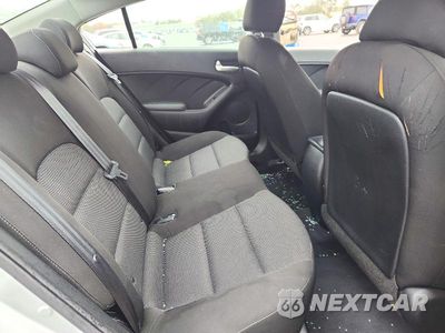 Zdjęcie 10 z 12 samochodu: 2017 KIA FORTE LX VIN:3KPFK4A77HE083369 - miniatura
