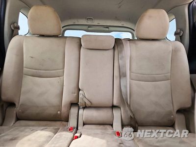 Zdjęcie 10 z 14 samochodu: 2015 NISSAN ROGUE SV VIN:5N1AT2MT1FC870029 - miniatura