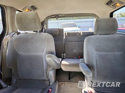Zdjęcie 10 z 13 samochodu: 2004 TOYOTA SIENNA LE 7 PASSENGER VIN:5TDZA23C44S114303 - miniatura