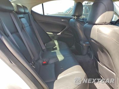 Zdjęcie 10 z 12 samochodu: 2006 LEXUS IS 350 VIN:JTHBE262165003451 - miniatura