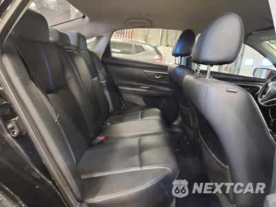 Zdjęcie 10 z 12 samochodu: 2018 NISSAN ALTIMA 2.5 SR VIN:1N4AL3AP4JC287308 - miniatura