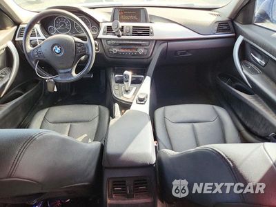 Zdjęcie 8 z 12 samochodu: 2013 BMW 328 I VIN:WBA3A5C54DF603256 - miniatura